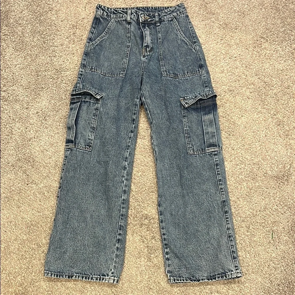 SHEIN | EUC Denim Cargo Jeans Size S/US 4 - Picture 10 of 10